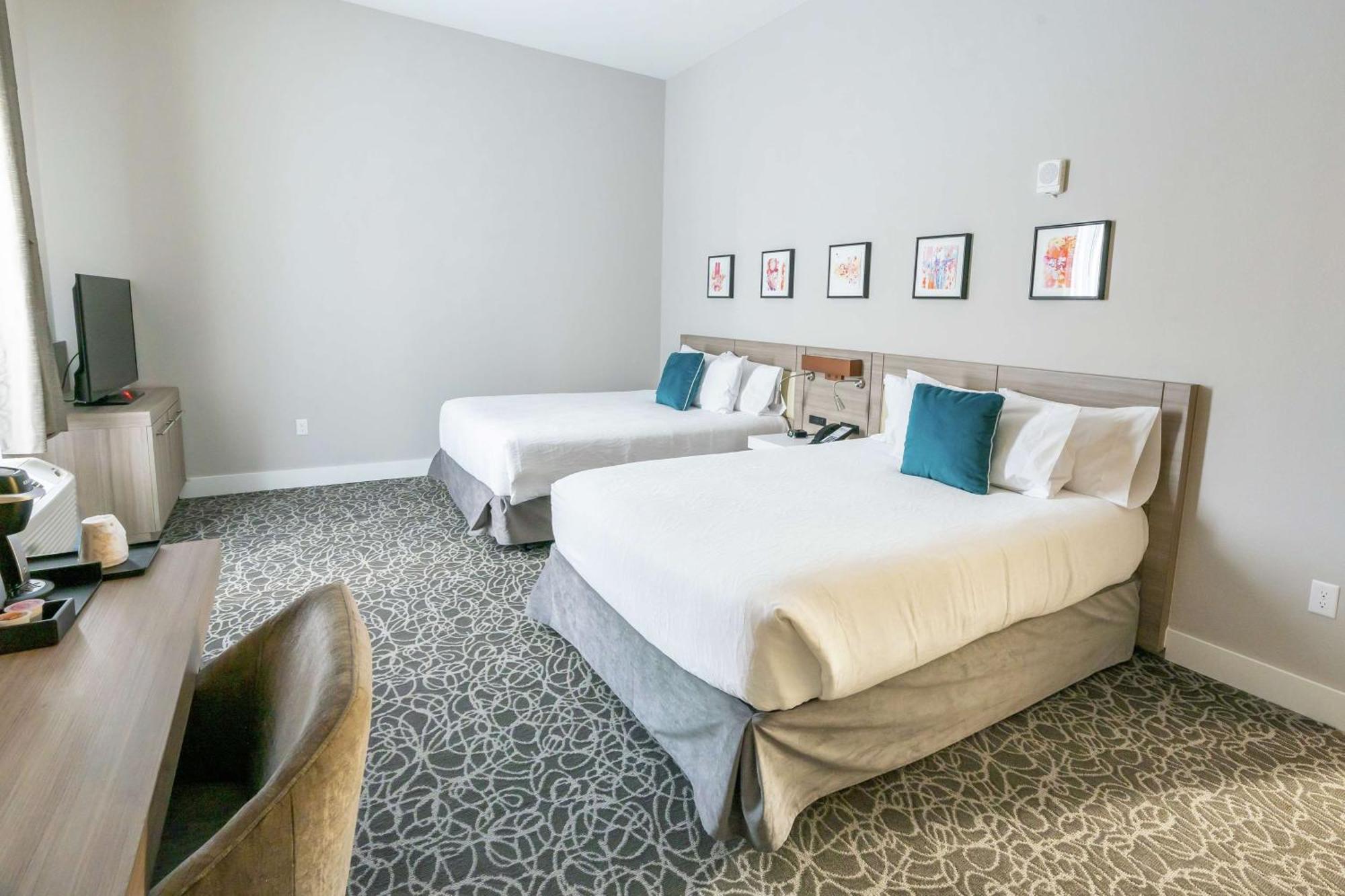 Hilton Garden Inn Wichita Downtown, Ks Екстериор снимка